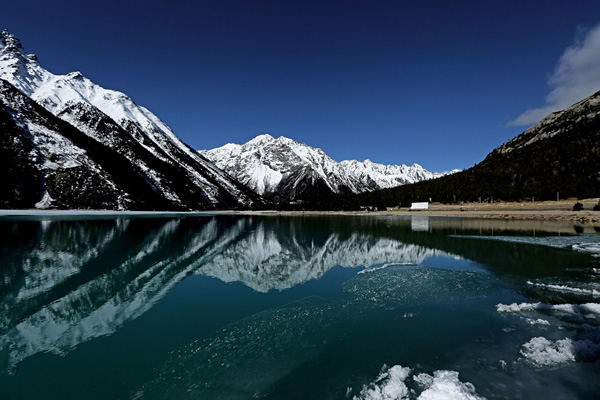 然乌湖