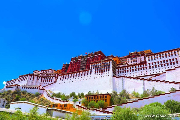西藏旅游大概费用多少