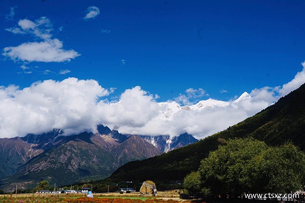 西藏旅游包车费用大概多少