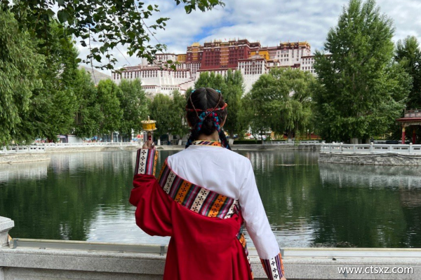 西藏旅游景点攻略